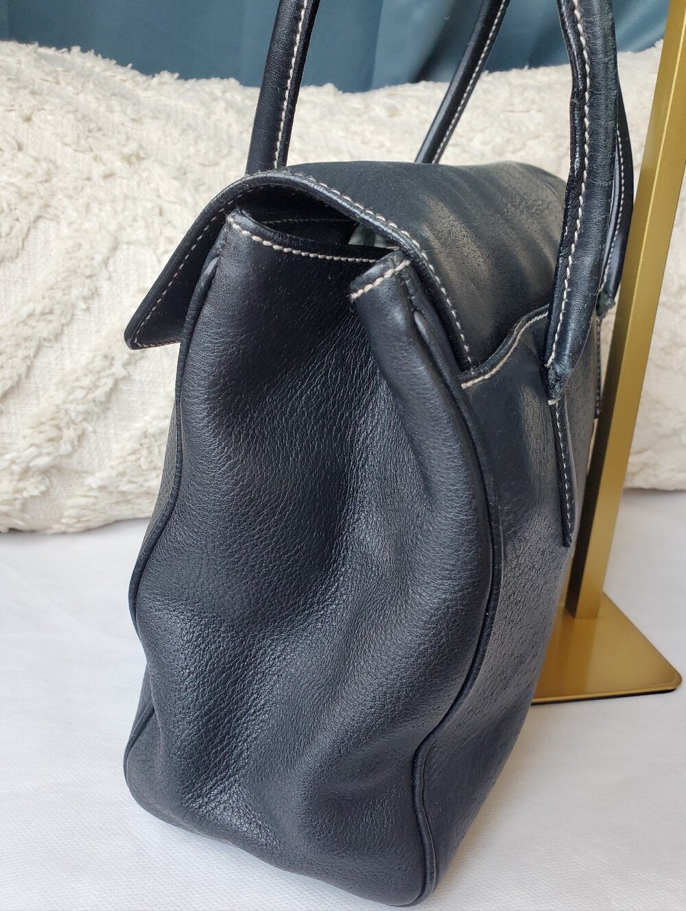 Salvatore Ferragamo Black Leather Bag - Picture 5 of 16
